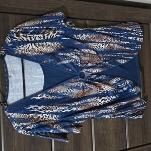 Going Away Soon...Ladies top